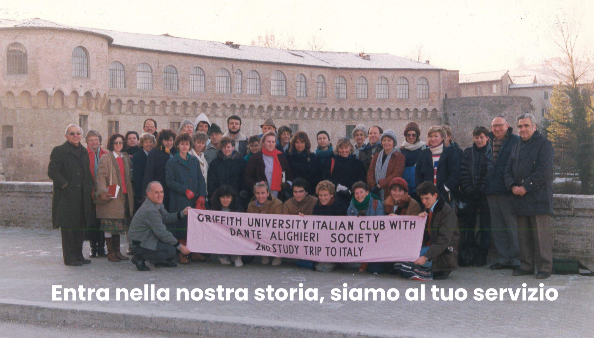 Entra Nella Nostra Storia Siamo Al Tuo Servizio 1 Modificata